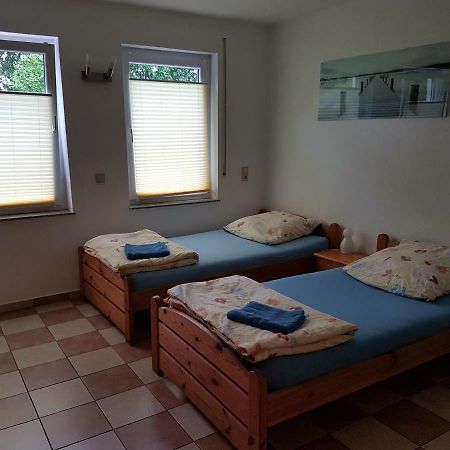 Gaestezimmer Auf Dem Campingplatz Konz Luaran gambar
