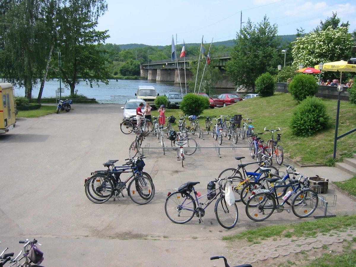 Gaestezimmer Auf Dem Campingplatz Konz Luaran gambar